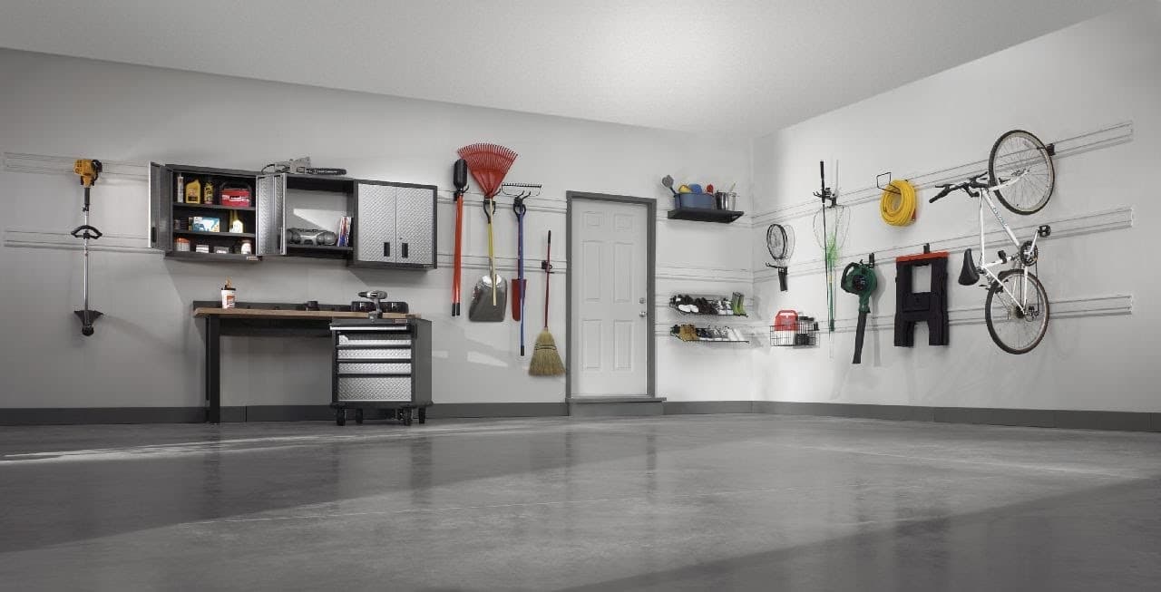 You are currently viewing 6 Ways to Add Value to Your Home with Your Garage