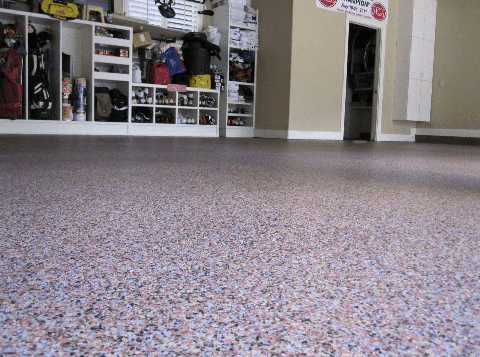 Read more about the article 7 Reasons Why Coating Your Garage Floor Makes Sense