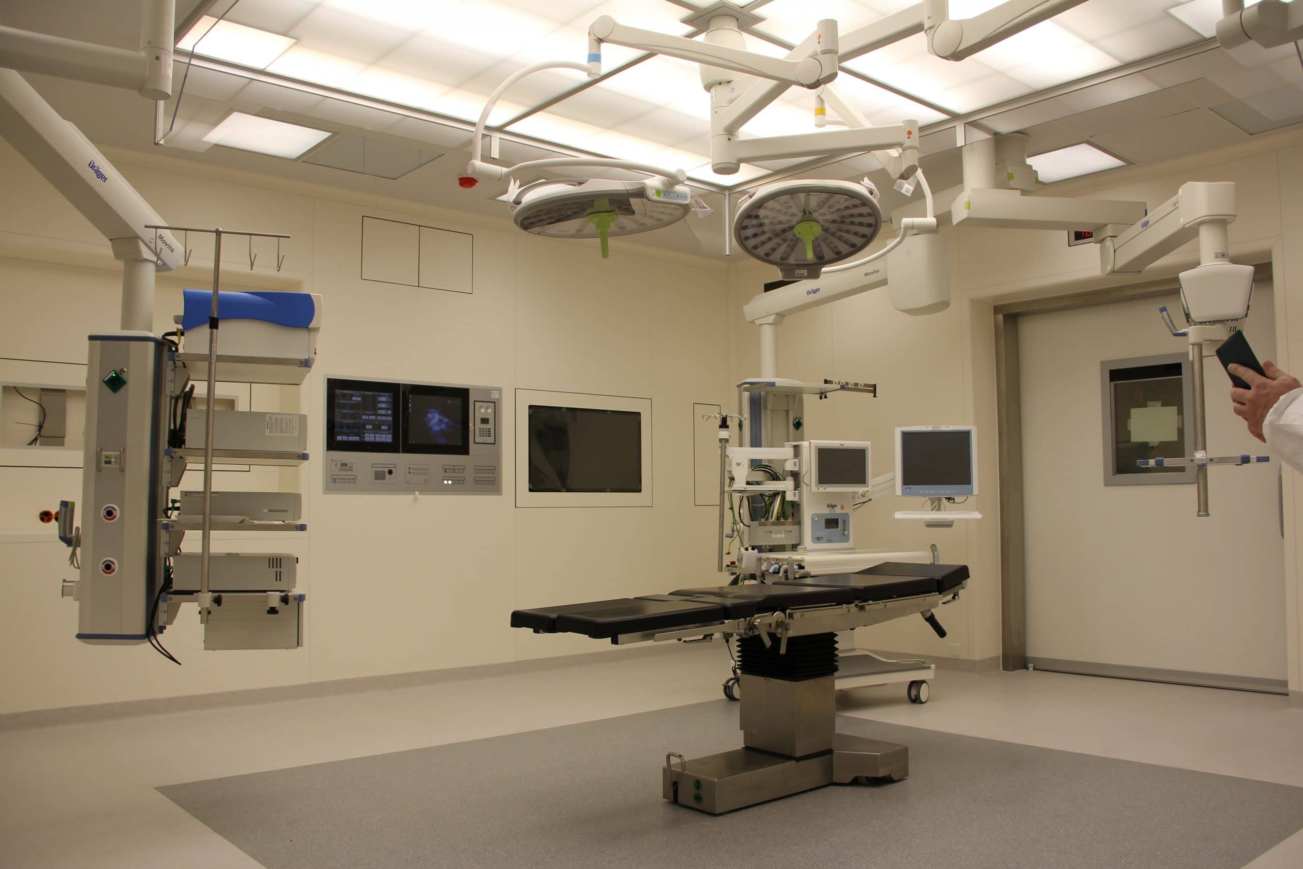 You are currently viewing Opening a Hospital or Clinic? Consider Epoxy